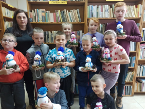 Bałwankowe inspiracje w Gminnej Bibliotece Publicznej w Wierzbnej - 24.02.2025 r.