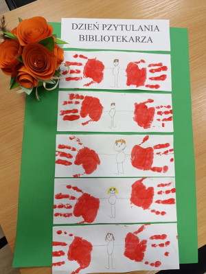 1 marca - Dzień Przytulania Bibliotekarza