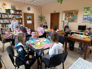 Warsztaty „Kolorowe motyle” – 16 maja 2025 r. w Bibliotece w Cieszacinie Wielkim